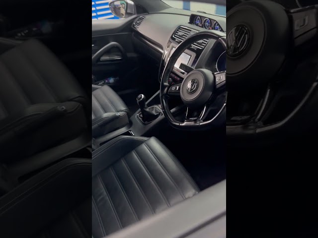 Volkswagen Scirocco CarPlay Upgrade KENWOOD DMX8021DABS #volkswagen #vwscirocco #caraudio