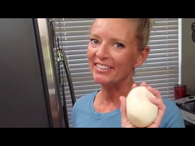Florida python hunter cooks burmeses Python egg on Facebook Live!!