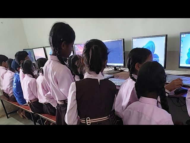 COMPUTER 💻💻 LAB