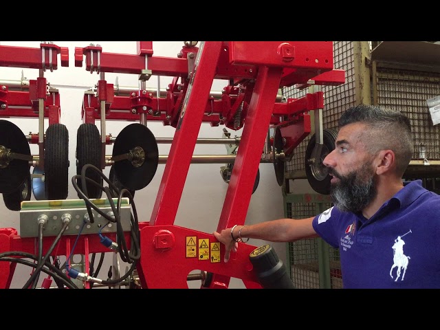 C&M (Checchi & Magli) 3 Bed Plastic Mulch Layer