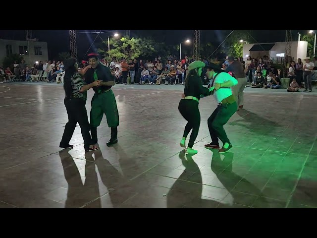 Concurso de Zapateo con los Cautivantes