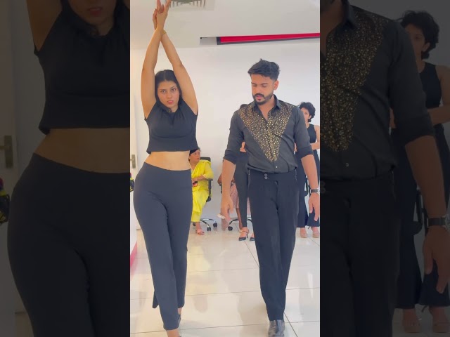 Training session at Athul’s Academy Bangalore #modeling #fashion #catwalk #tutorial