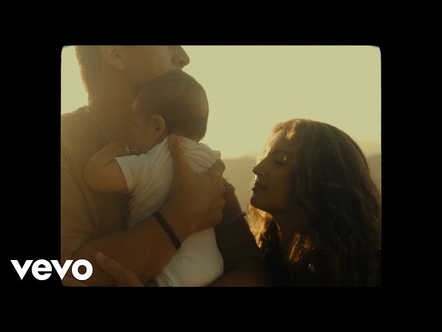 Tori Kelly - Dive (Official Music Video)
