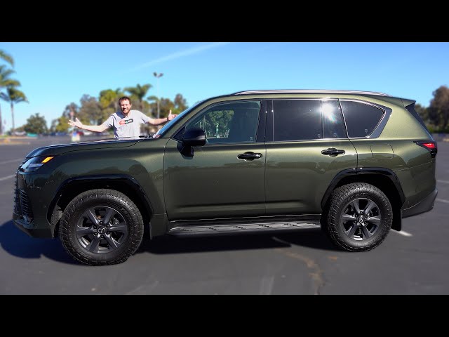 The 2025 Lexus LX 700h Is the Perfect $120,000 Ultra-Luxury Land Cruiser