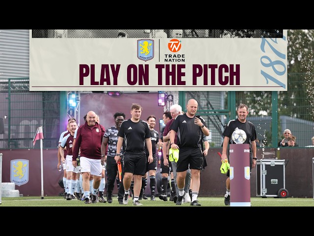 Aston Villa supporters joined by LEGENDS at Bodymoor Heath! 🤝