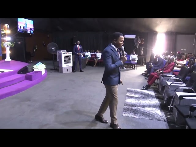 VIDEO NICHOLAS..... Funny moments from Sunday Service today.Did you go to church today?