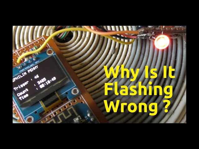 LED Flash Detector Build & The Mystery Behind My Vintage Oscillator