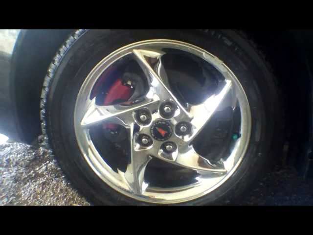 Pontiac Grand Prix GTP Comp-G - Cleaning T-Star Wheels with Meguiars.
