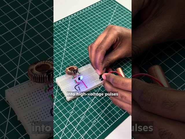 Simple Joule Thief Circuit #joulethief #electronicsbasics #led #deadbattery