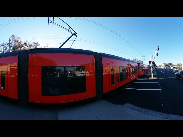 |360 VR 4K| Watch the MTS Trolley go by in La Mesa, California
