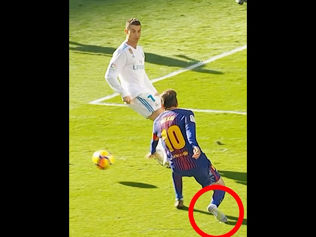 Messi vs Ronaldo without shoes 😈