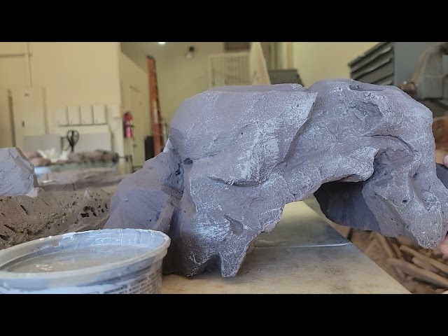 DIY Reptile hide build - dry brush technique