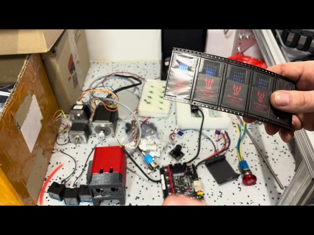 Pick and Place machine. Українська версія. 1