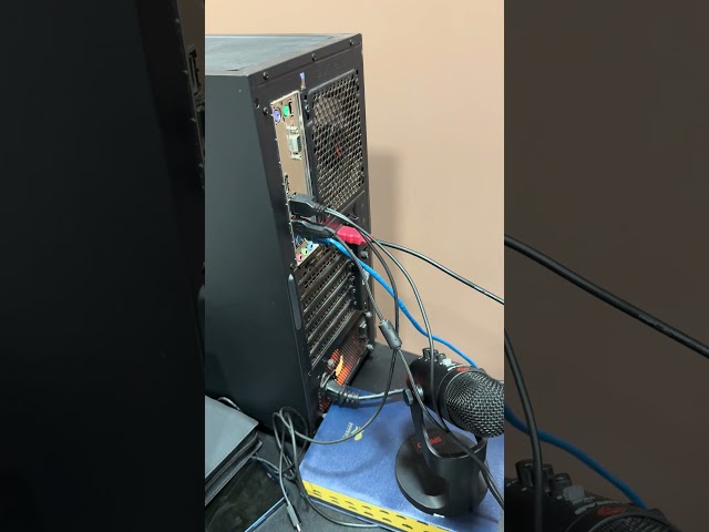 Servidor rodando llama3.1:8b com docker + python! servidor humilde com uma bíblia do lado!