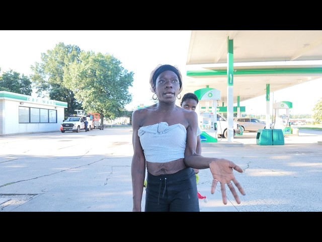 Street Interview-I Don’t Want Neek Man He Wants Me Tho