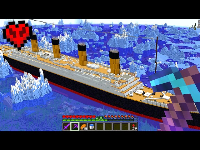 I Built the TITANIC in Minecraft Hardcore
