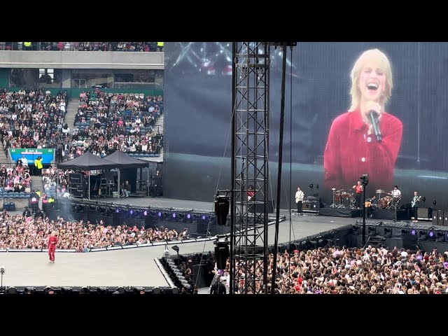 Paramore - The Only Exception (Edinburgh 2 2024)