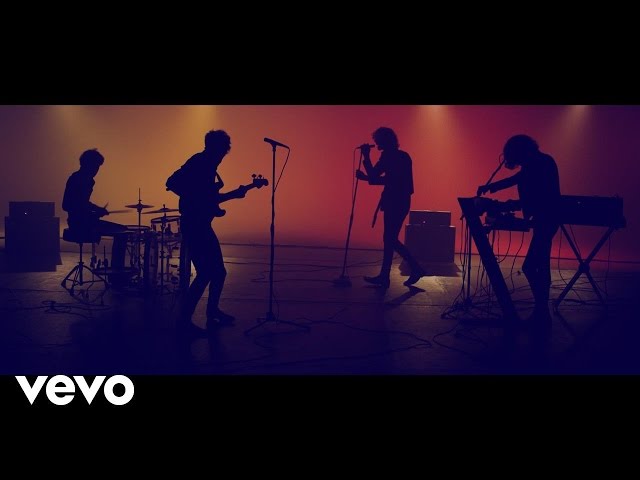 Warbly Jets - Alive
