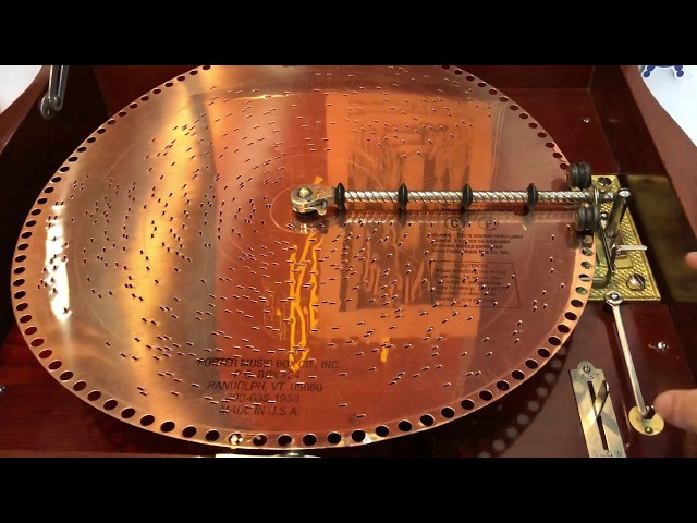 Regina Serpentine music box plays “Greensleeves” song