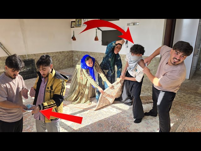 Ismail: A young boy who tries to change the fate of a village