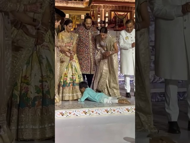 Akash Ambani son Prithvi FALLS at Anant Radhika Merchant wedding 😂 #funny #ambaniwedding #viral