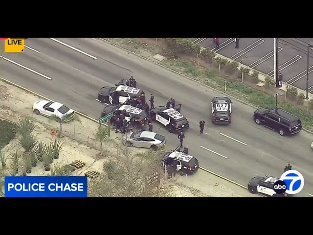Police chase possible kidnapping suspect in West L.A. area