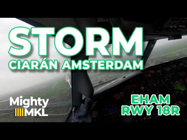 Flying during storm Ciarán and landing on runway 18R Polderbaan Amsterdam Airport Schiphol EHAM AMS