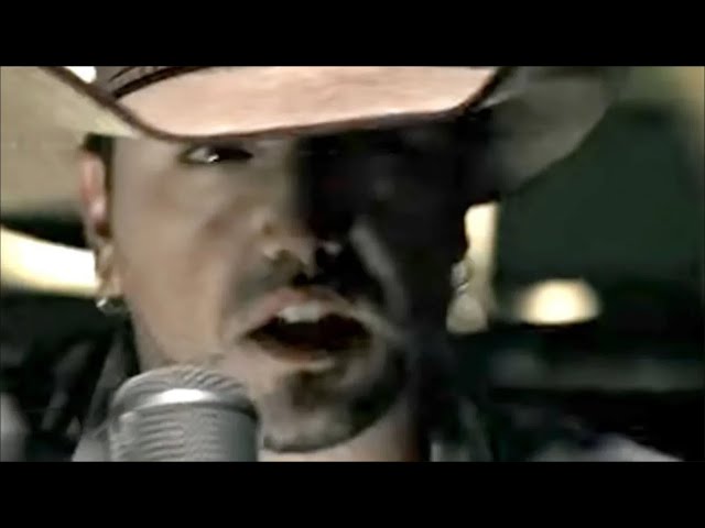 Jason Aldean - My Kinda Party (Official Music Video)