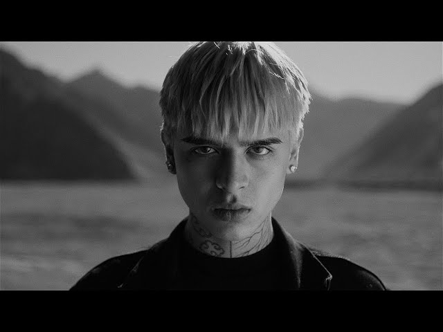 2021 - STRANGEHUMAN