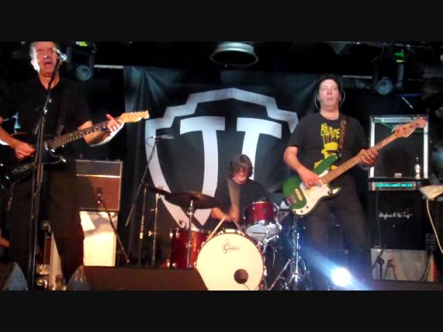Hugh Cornwell - Stuck In Daily Mail Land
