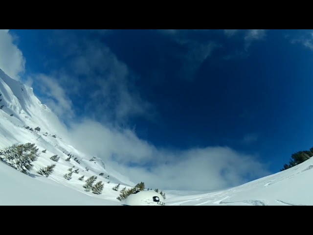 360 Snowboard Powder Run Down to Pauvre Conche