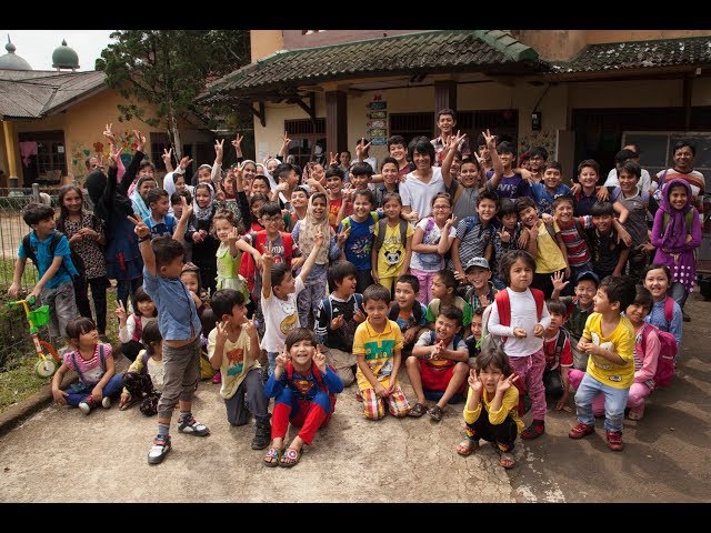 Cisarua Refugee Learning Center (CRLC): Keep Learning and Wondering the Future