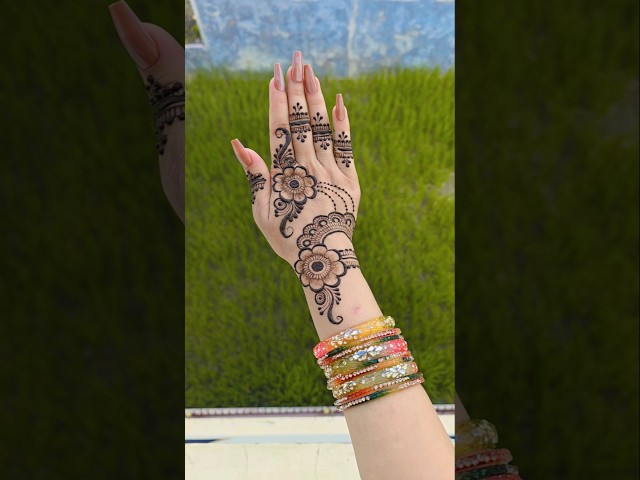 mehndi design easy back hand