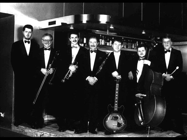 Greentown Jazz Band - Petite Fleur