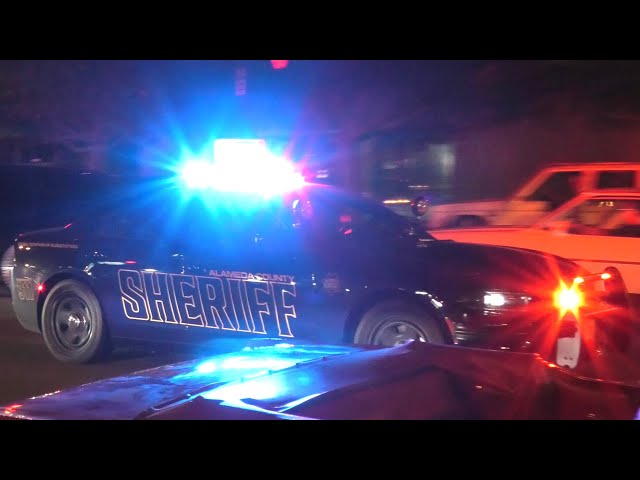 Alameda County Sheriff Chargers Respond in HEAVY Traffic Code 3!