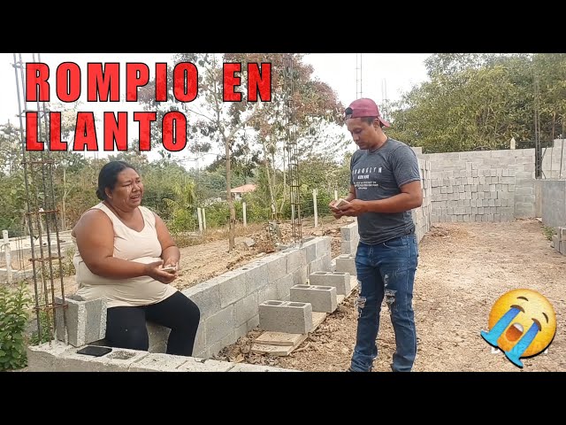 Doña Doris couldn't bear to cry anymore. She gave us this sad news 😭 Construction can no longer c...