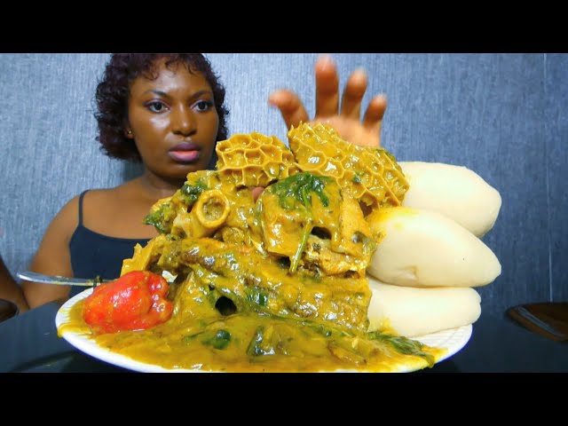 Asmr mukbang cocoyam with fufu / Nigerian food