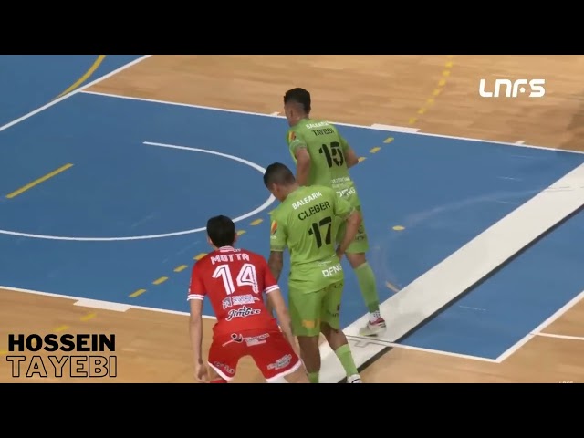 Algunos goles de Hossein Tayebi en España