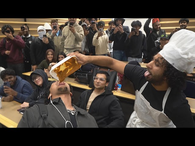 Cooking Curry During College Lecture!