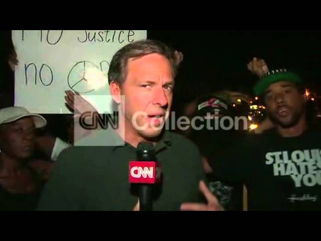 MO:INSIDE THE FERGUSON PROTEST 10PM LKLIVE