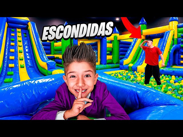 WE PLAYED HIDE AND SEEK IN AN INFLATABLE PARK😱