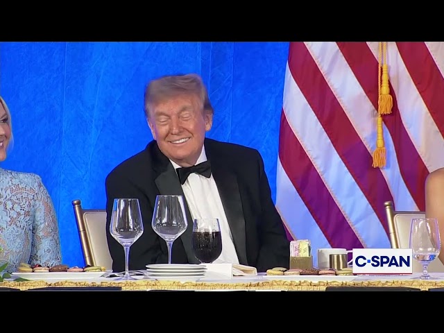 Trump Congratulates Reporters Who Wrote About a Birthday Card He Sent to Epstein