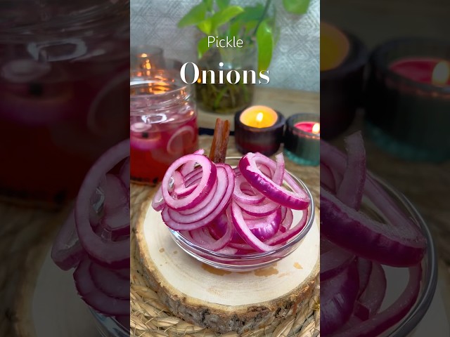 QUICK PICKLED ONIONS! सिरके वाले प्याज़  #foodreels #fblifestyle #shorts #pickle #onion