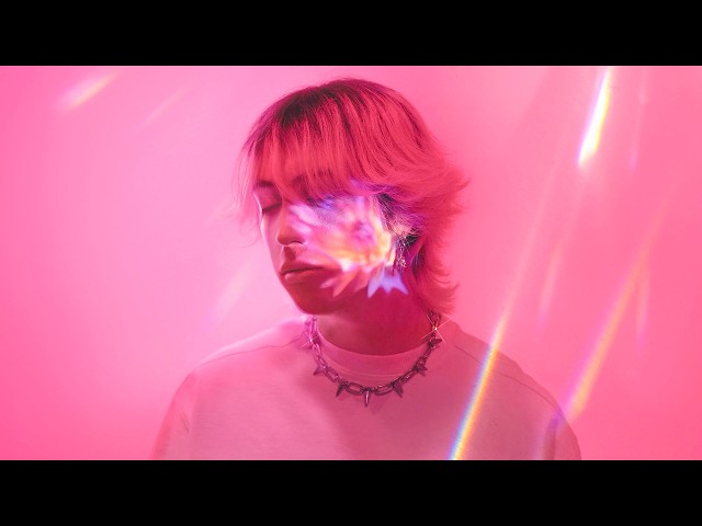 A THOUSAND SENSATIONS - PHILLIP (Official Video)