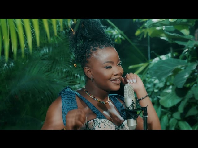 MISS TCHAMBA - KIMIA (Visualizer)