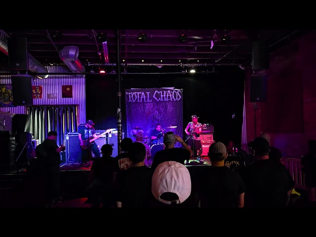 Down Not Out | Vibes Underground | San Antonio, TX | 5/17/2025 #punkrocklive #punk #sanantonio