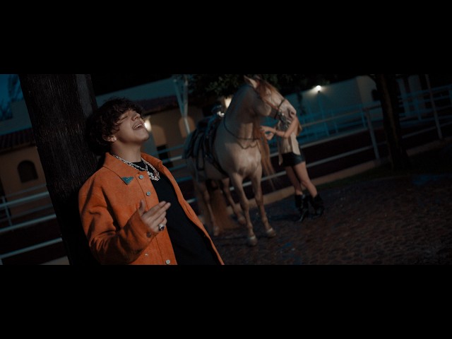 Xavi - Nadie Te Extraña (Official Video)