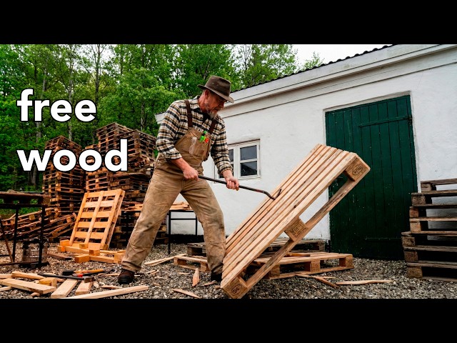 How to take a pallet apart without breaking it