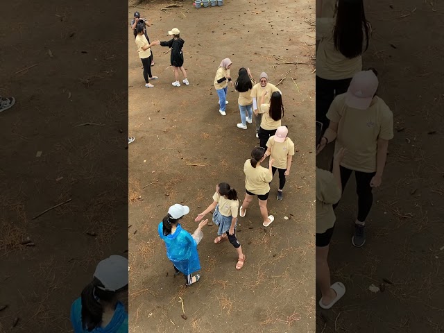 FUNNY OUTDOOR GAME FOR TEAM OUTING #shorts #outbound #teamwork #outboundtraining #icebreaking #games