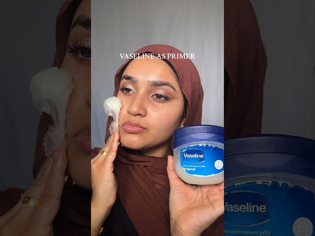 Vaseline as primer for dewy skin #dewymakeup #makeuphacks #beautytips ￼#hack #beautytips